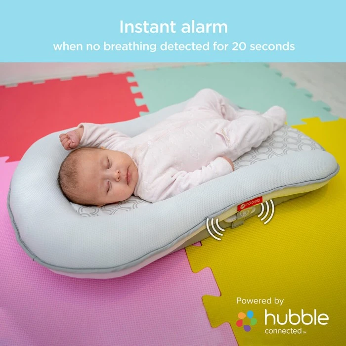 Motorola babynest har inbyggd andningssensor som gör att du inte behöver några extra prylar i sängen.